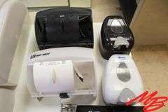 2 Toilet Paper & 4 Soap & 2 Toilet Dispensers