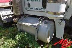 1985 Peterbilt Day Cab Semi Truck (825,230miles)