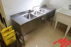 LaCrosse Triple Sink 60x18x31