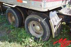 1985 Peterbilt Day Cab Semi Truck (825,230miles)