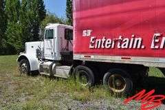 1985 Peterbilt Day Cab Semi Truck (825,230miles)