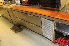 Custom Built Waitress Station 17'8x53x37