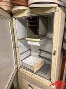 Supreme Vintage Refrigerator