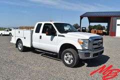 2014  Ford  F250 Super Duty  XLT Extended Cab 4WD Service Pickup