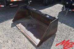 65” Skidsteer Bucket