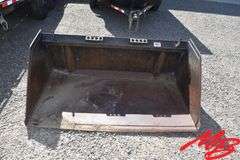 65” Skidsteer Bucket