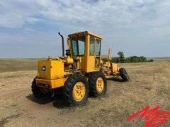 John Deere   570A  Motor Grader  4x2