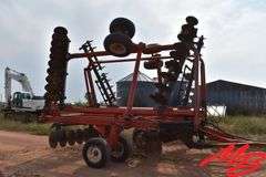 Allis Chalmers  Tandem  Disk  30'