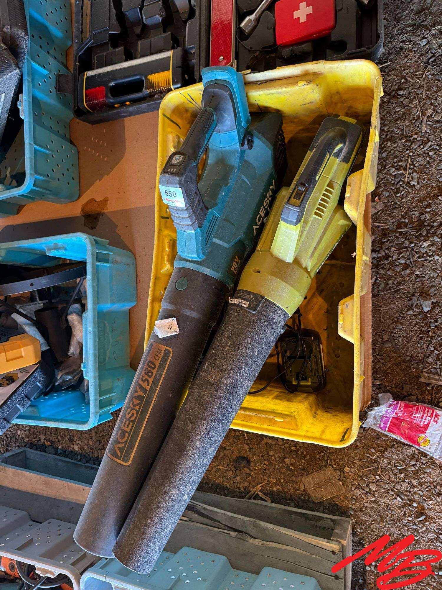 Acesky & Seyvum Blowers