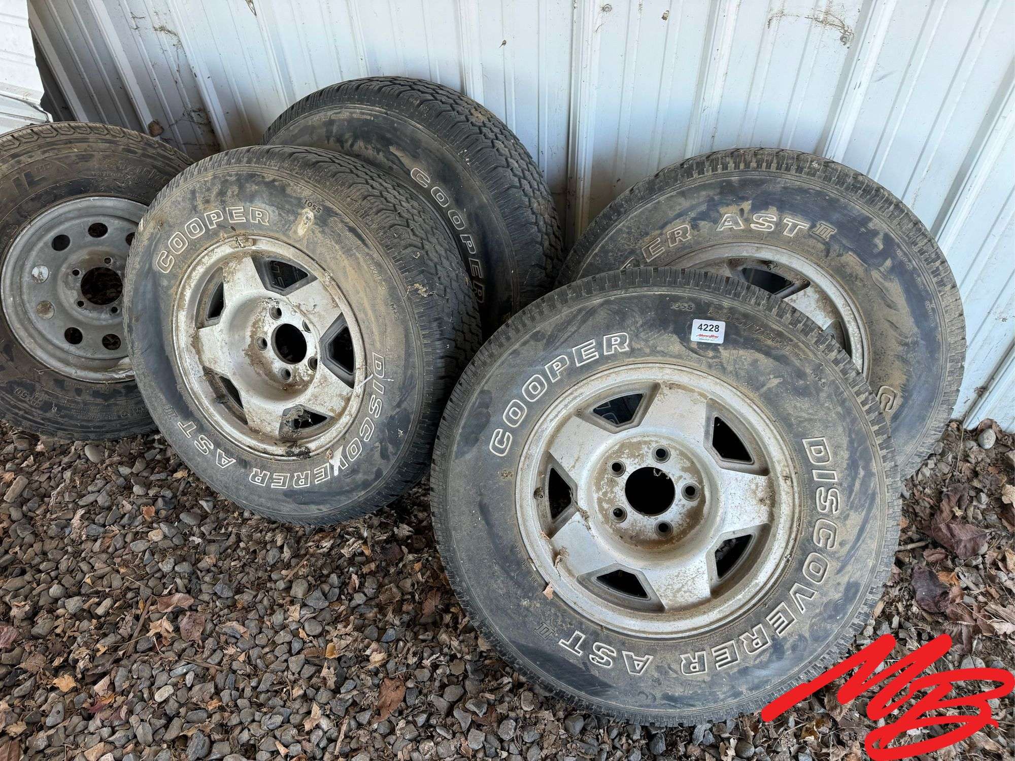 4 Cooper 235/75R15 Wheels & Tires