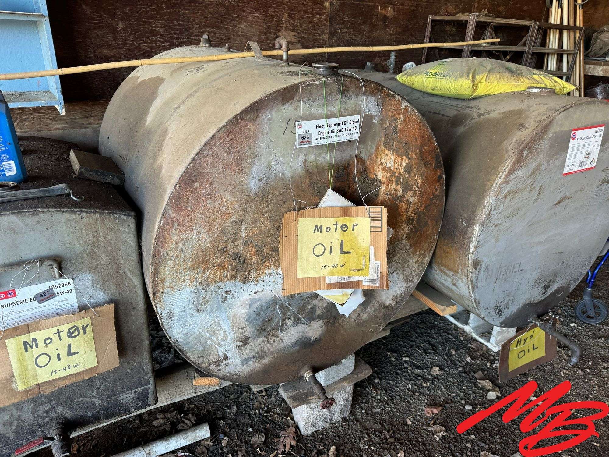 300 Gallons of Fleet Supreme SAE 15W-40 Motor Oil