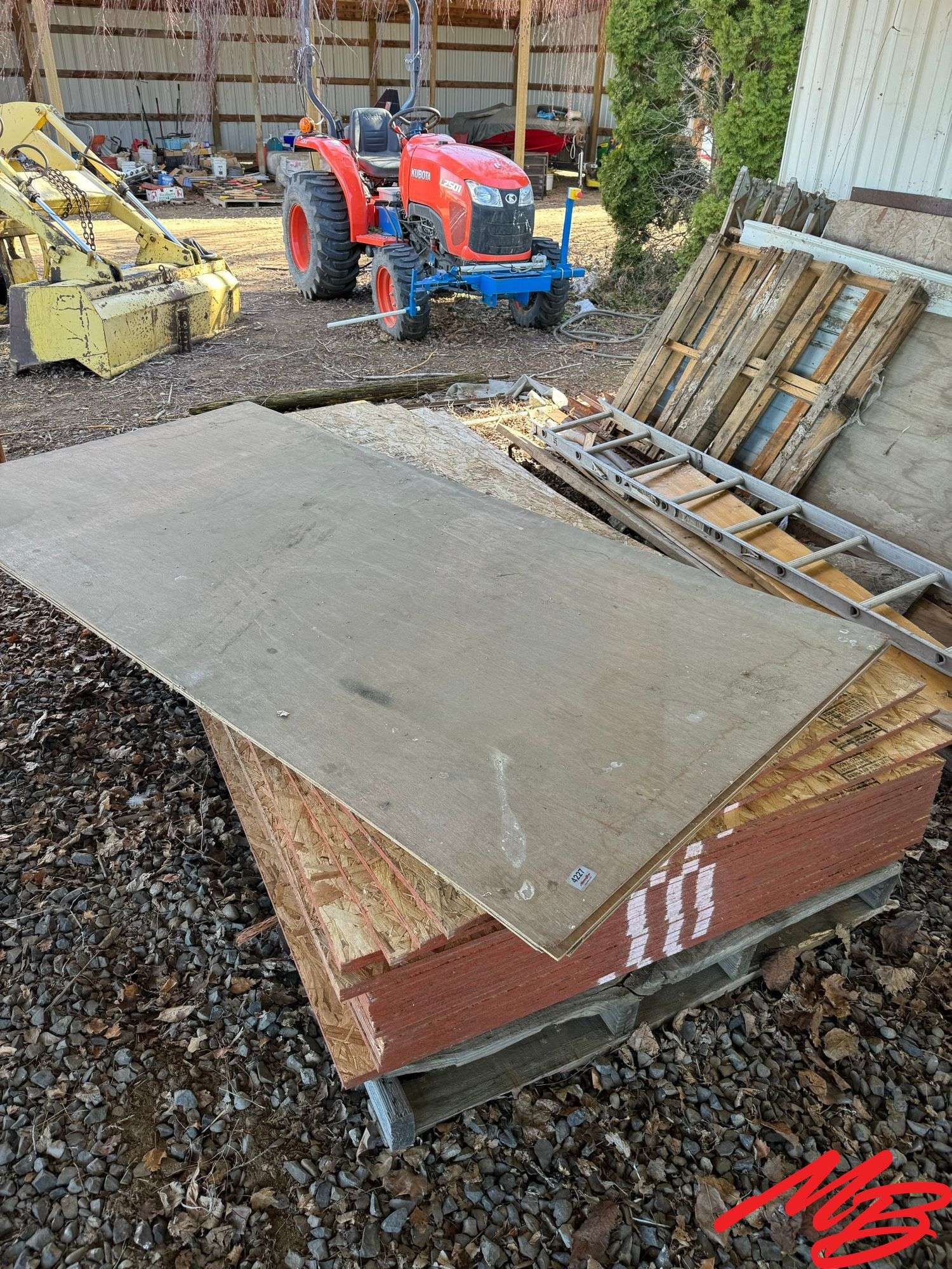 24 Sheets of (NEW) 7/16 Chip Board