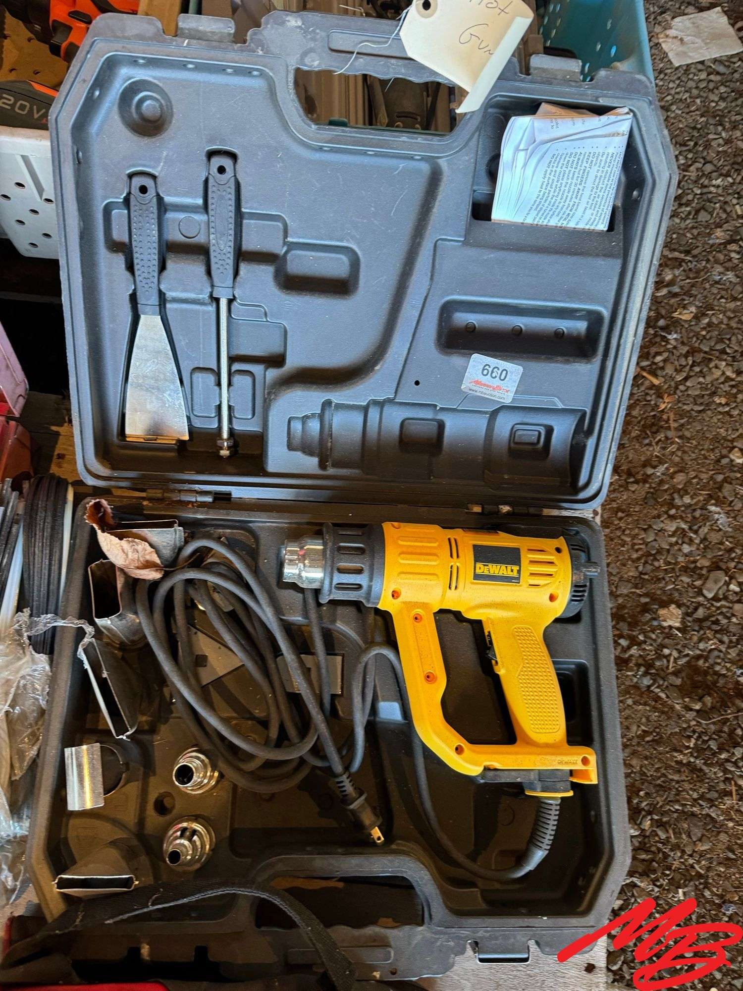 Dewalt Heat Gun in Case