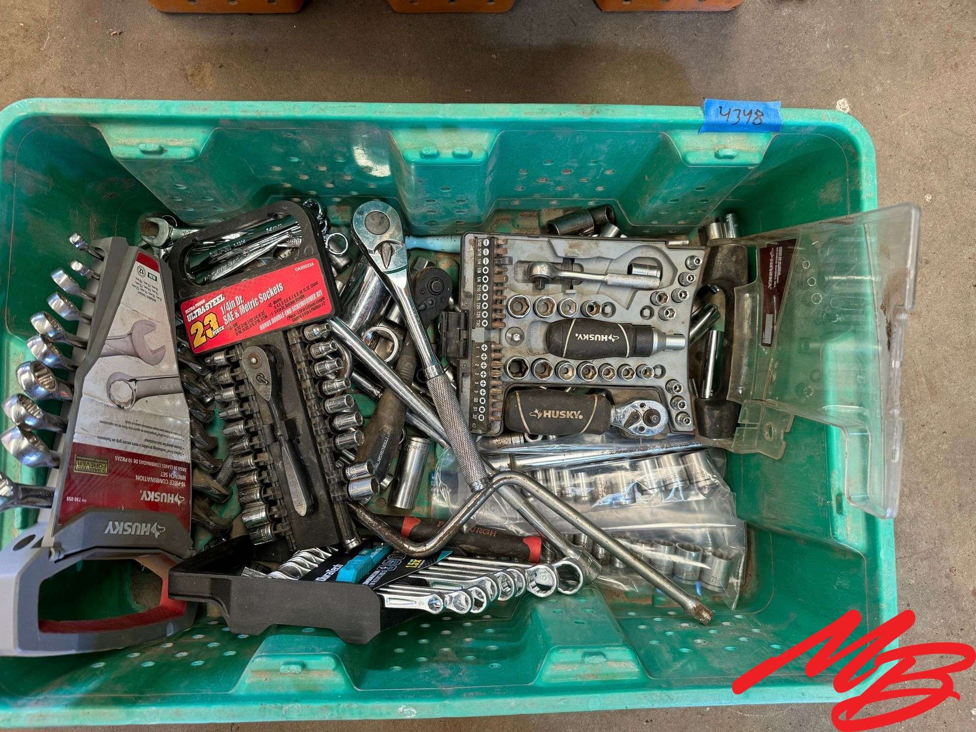 Assortment of Sockets & Socket Wrenches