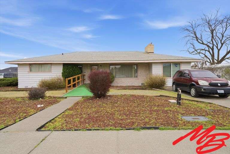 1704  West Brown Street - Pasco