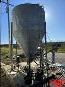 Grain Silo W Auger