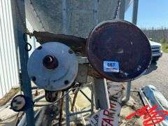 Grain Silo W Auger