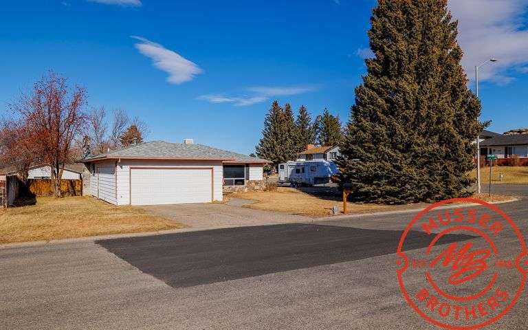 1237 Birch Lane Cody, WY 82414-$444,000.00