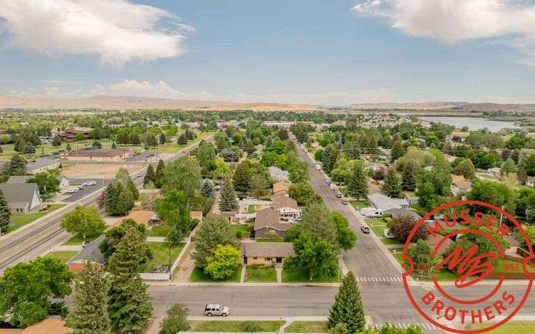 1808 12th Street Cody, WY 82414-Rapid Offer - image 3
