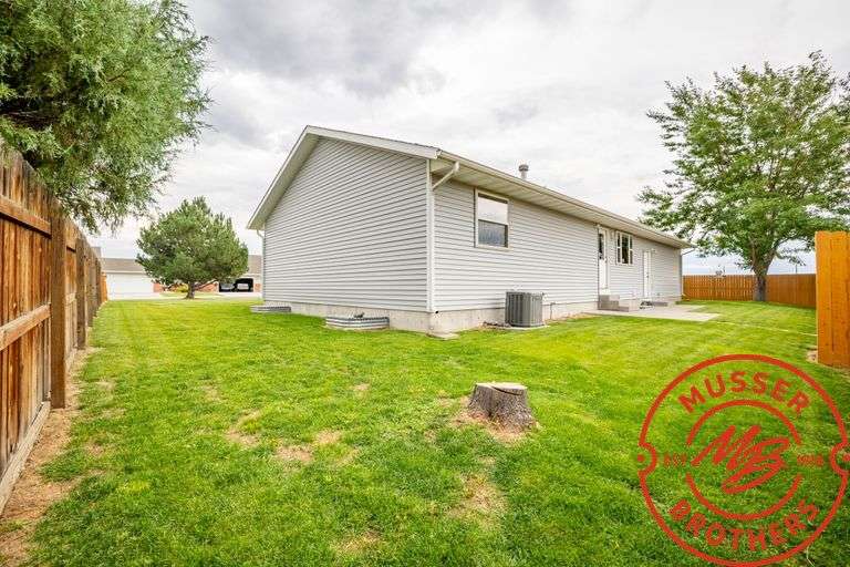 Frances I. Pierangeli Estate-1231 33rd Street Cody, WY - image 3