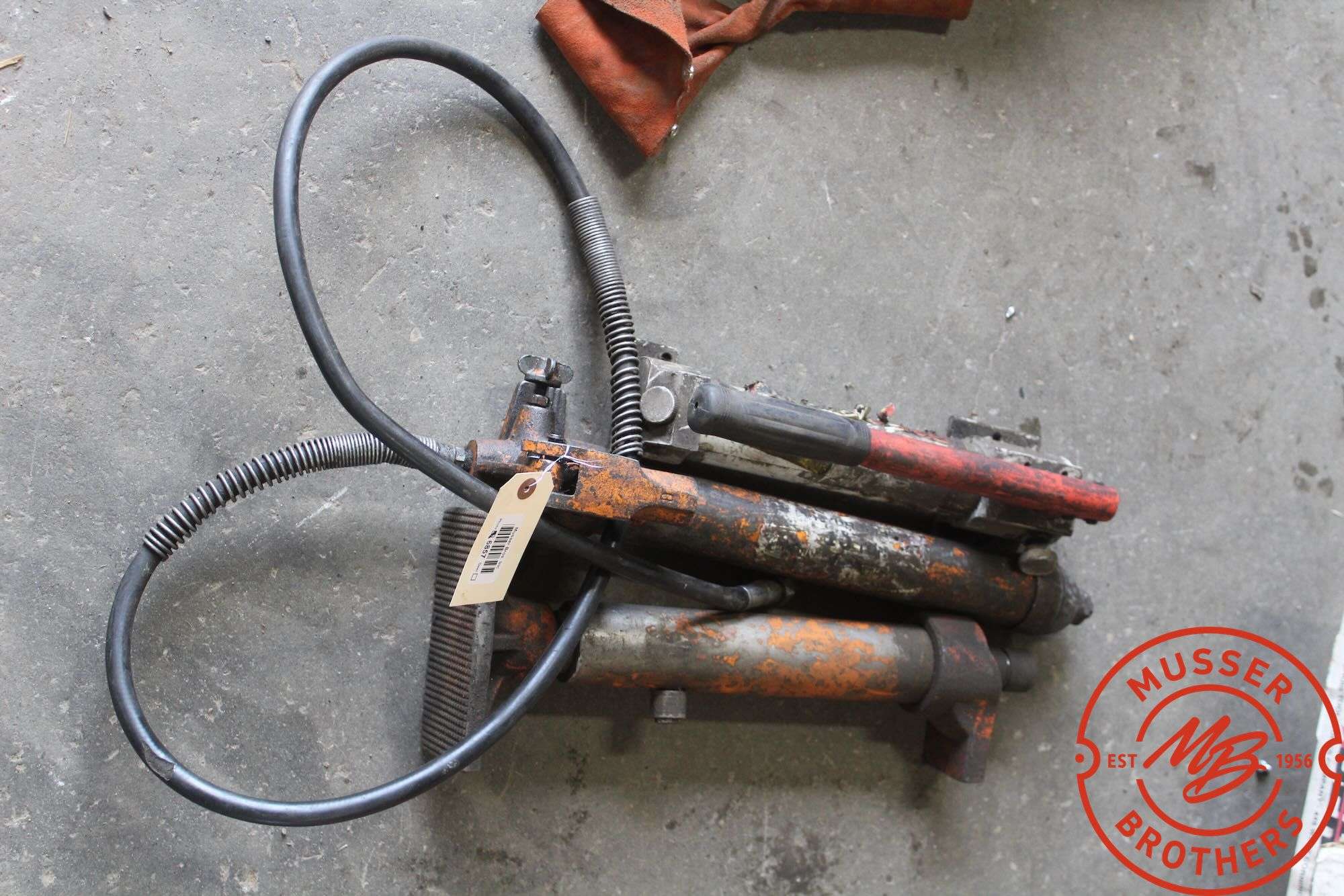 (2) Hyd Porta Power Hand Pumps