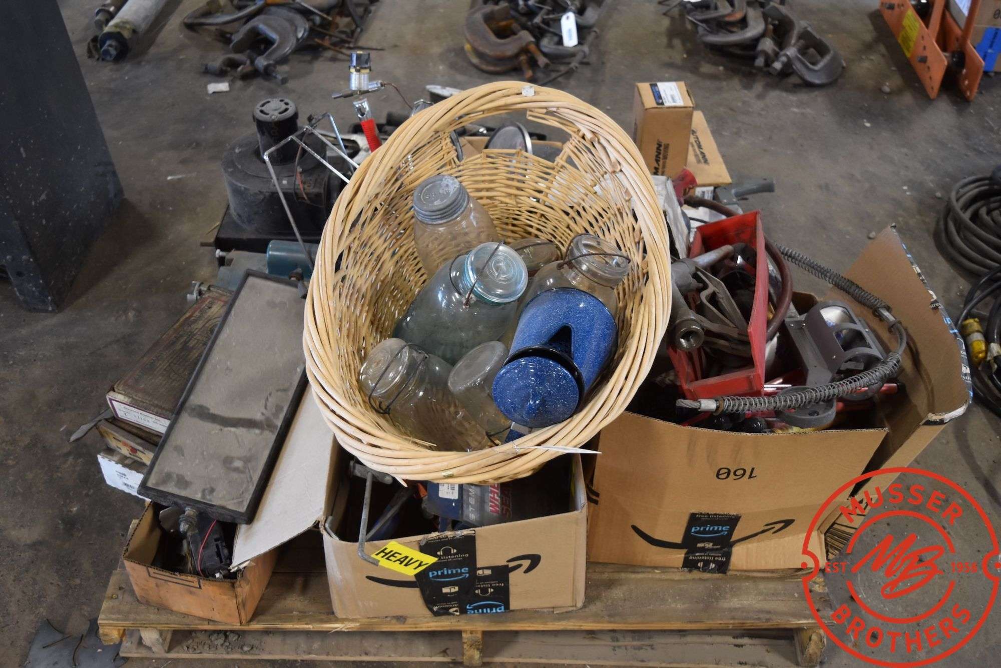 Pallet Lot of Misc