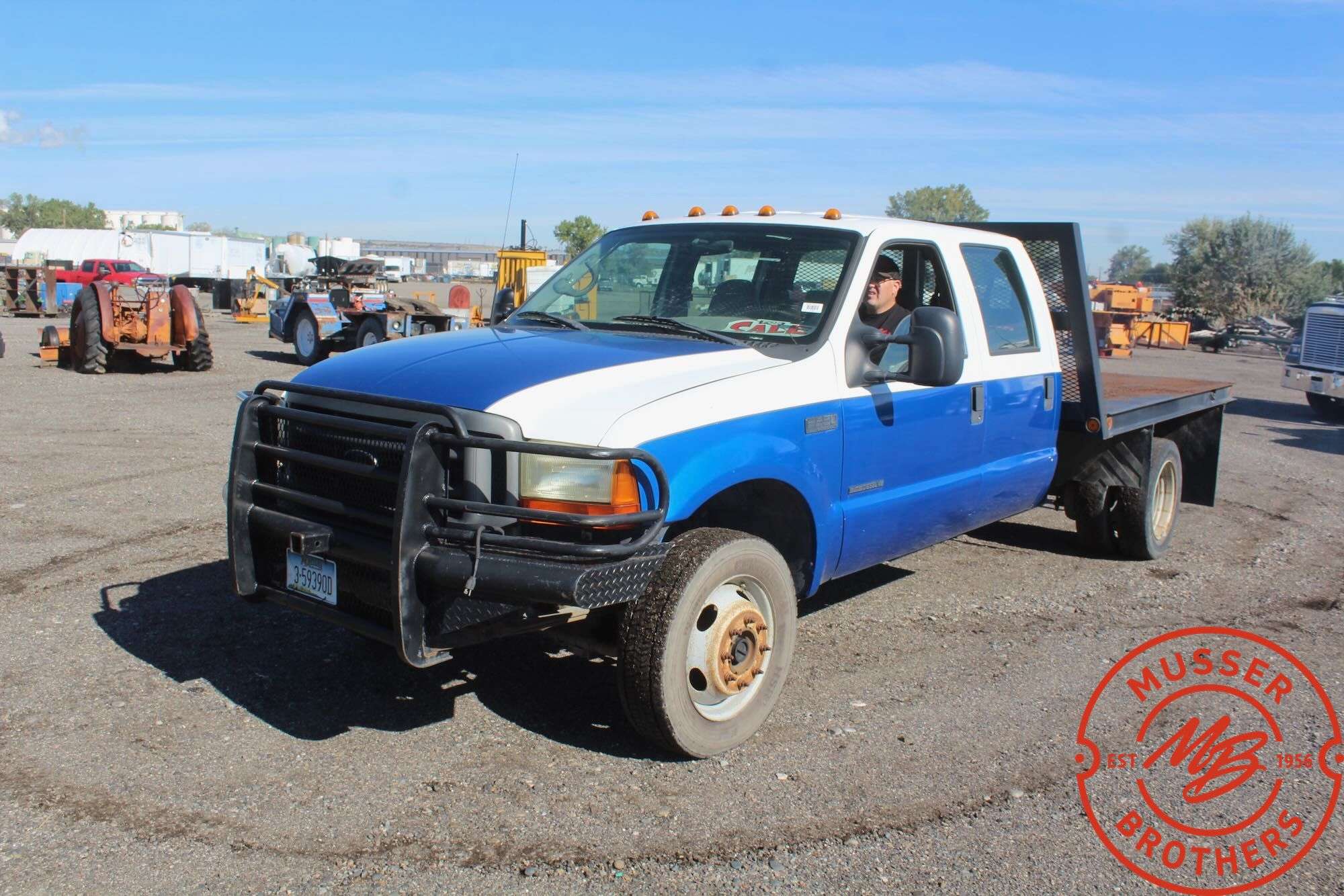 2001  Ford  F550 Super Duty   Crew Cab Pickup