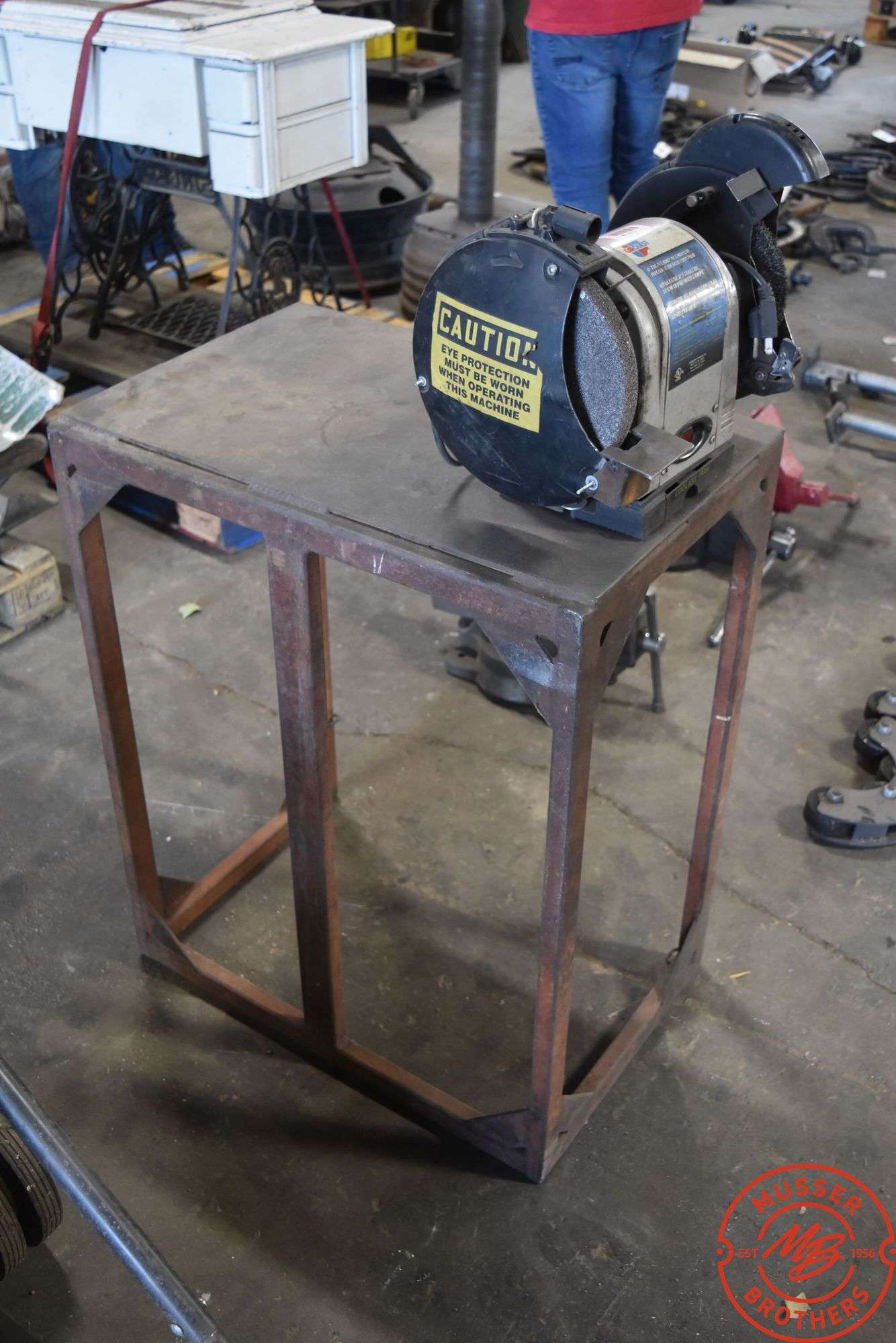 Carquest 8" Bench Grinder