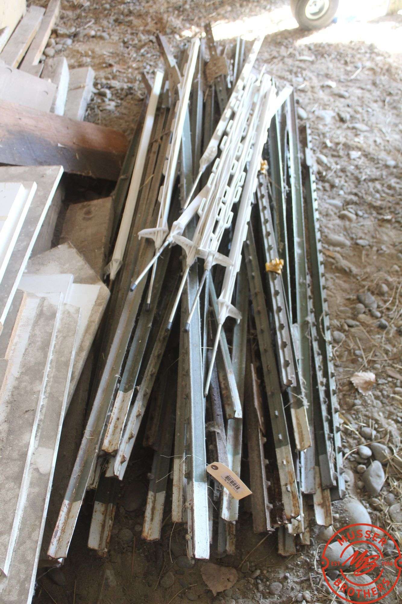 Steel T-Posts 6'