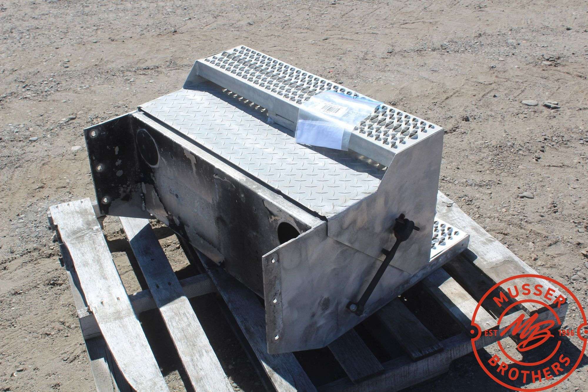 Alum. Step Battery Box