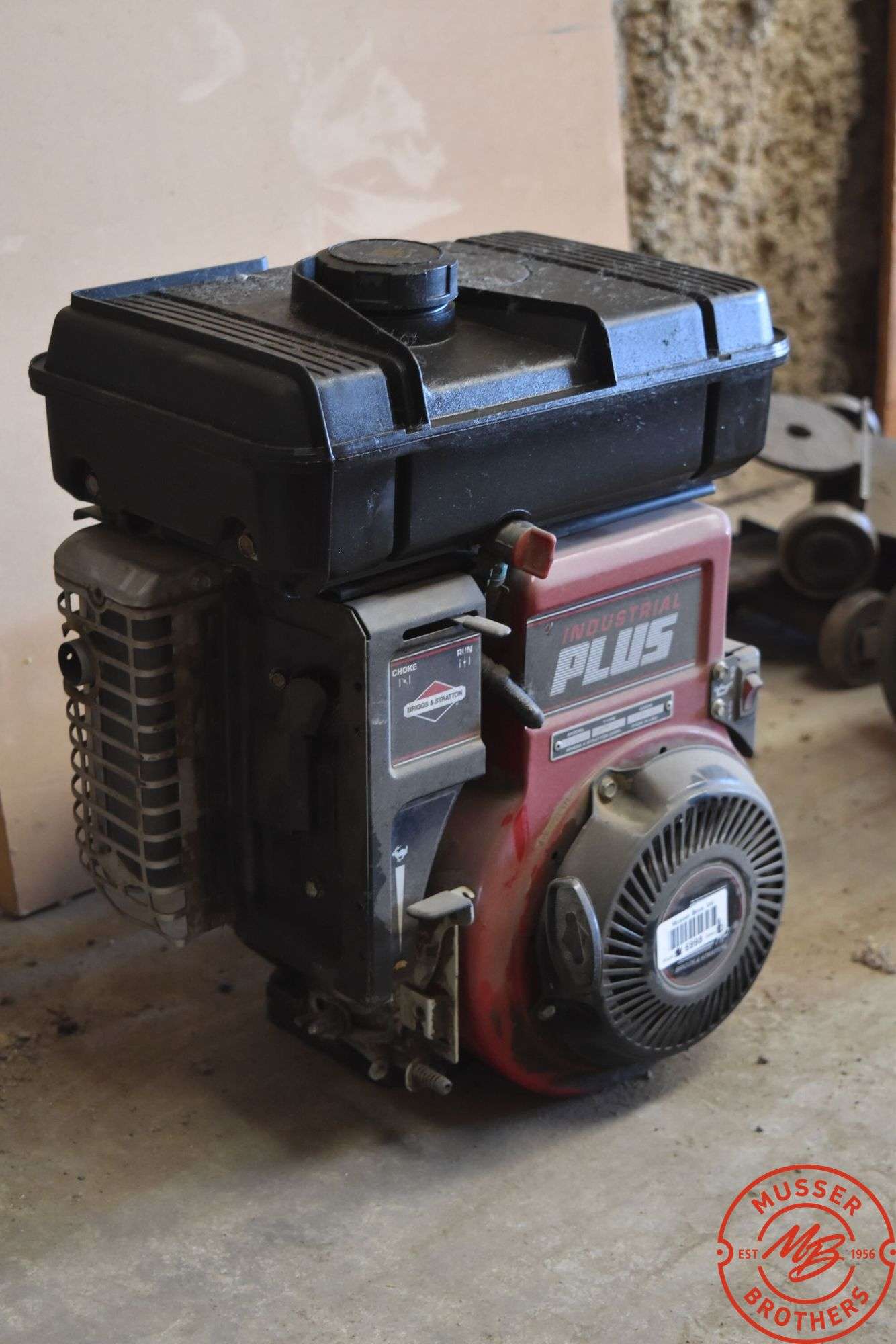 Briggs & S Gas Engine