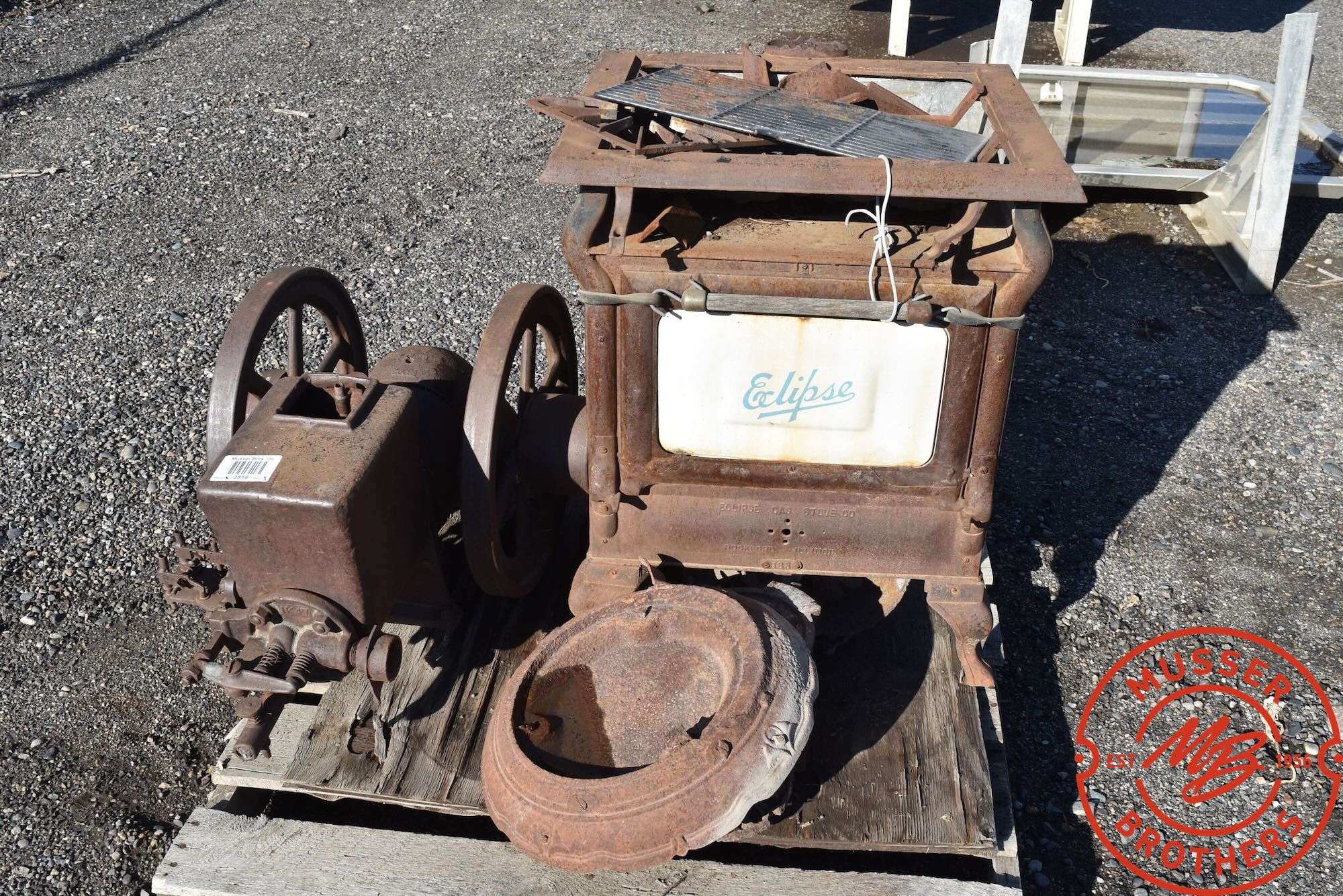 Hit-Miss Engine + Eclipse Wood Stove
