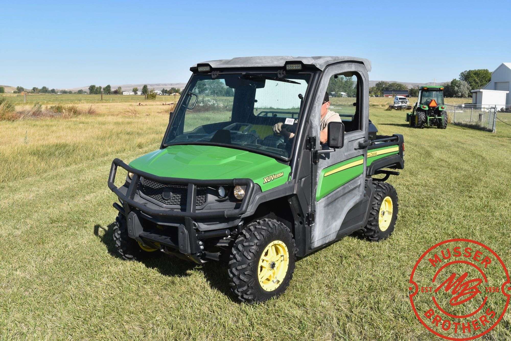 2018  John Deere  XUV 835M  Gator
