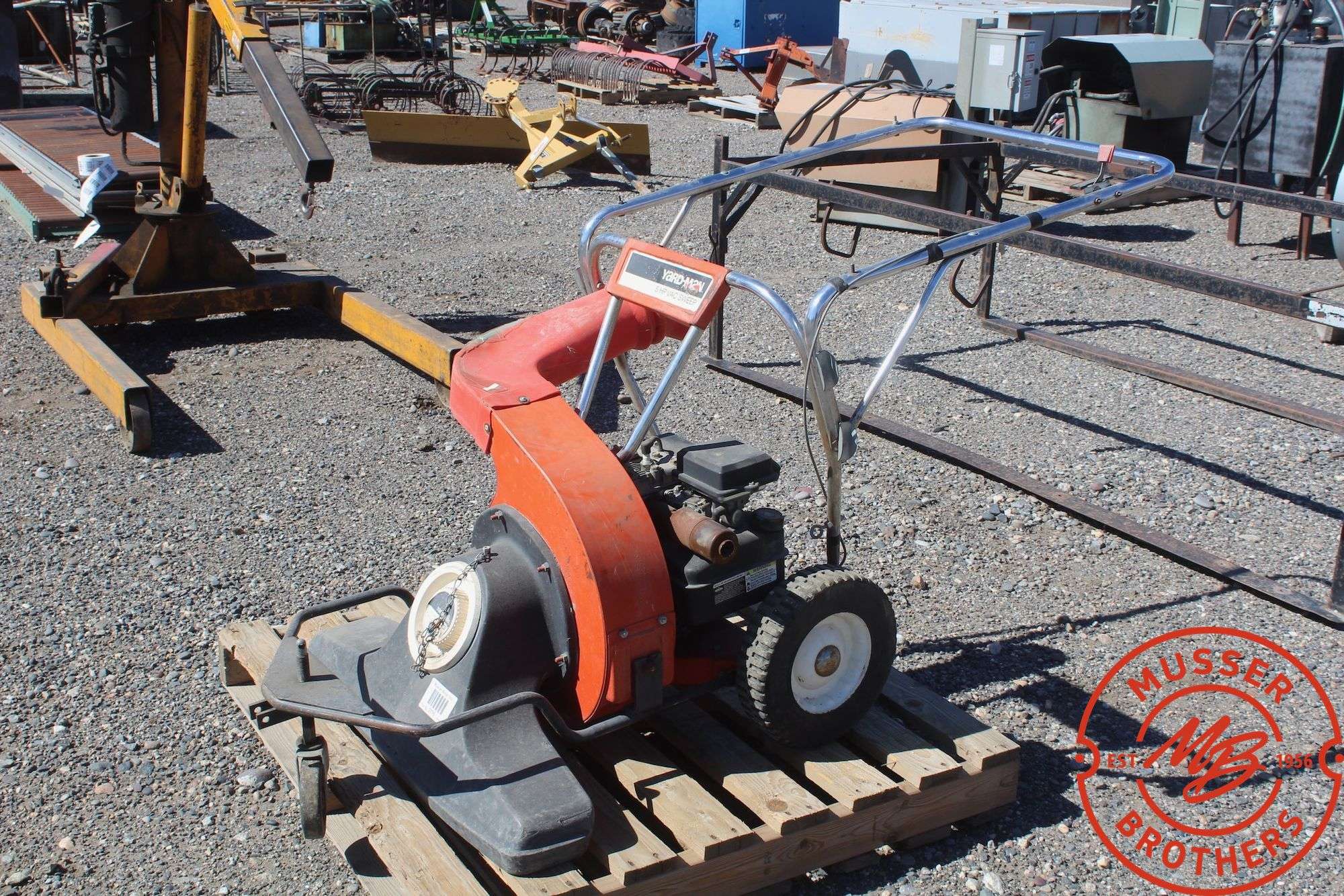 Yardman 5hp Vac Sweep