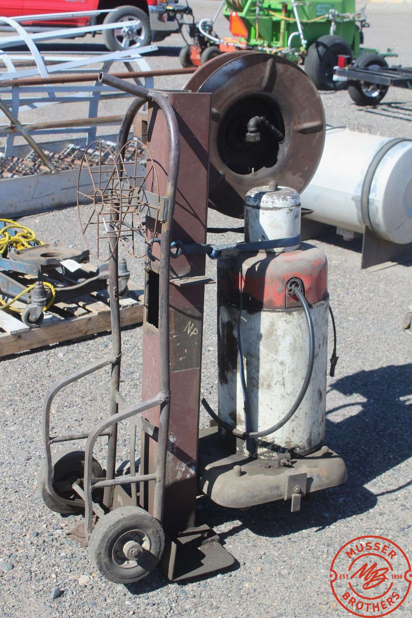 Oil Lubester on Cart w/ reel