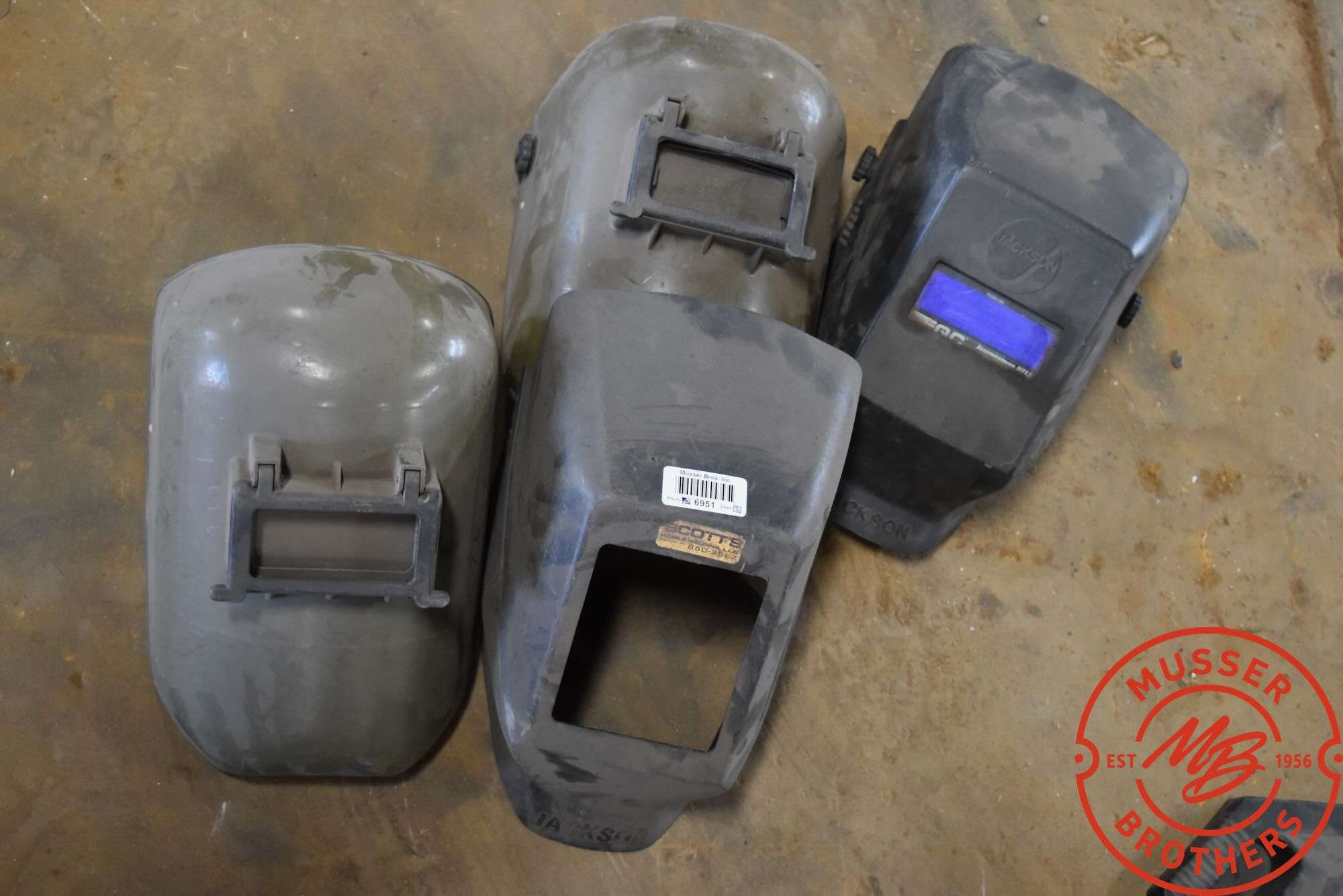 (4) Welding Helmets