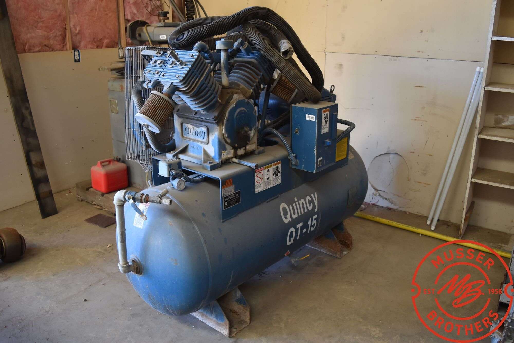 Quincy QT-15 Air Compressor