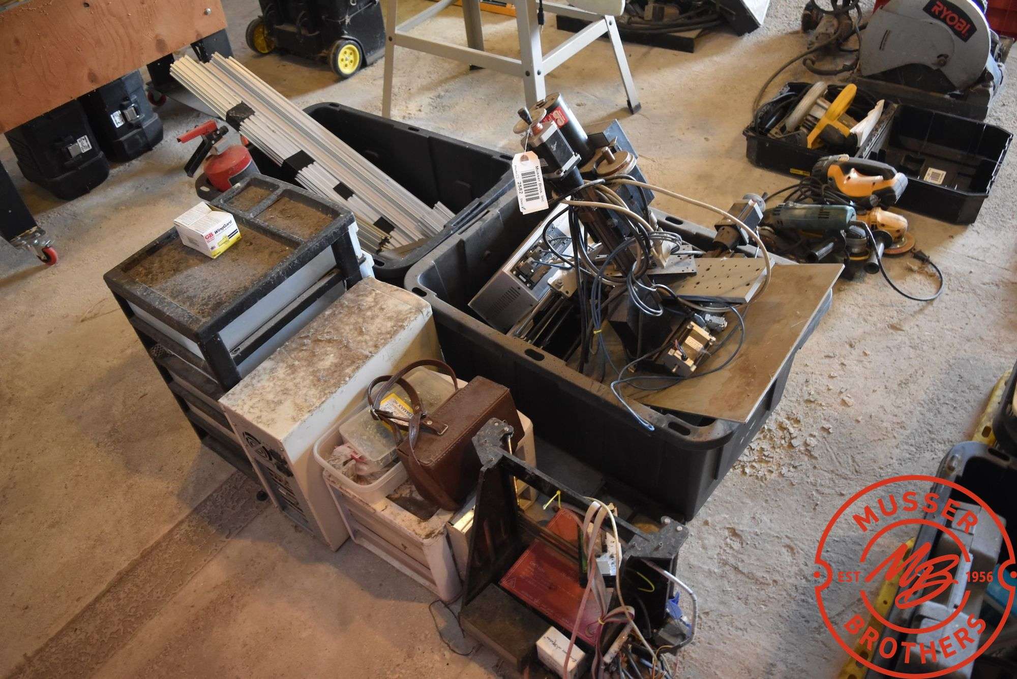 CNC Milling Machine w/Parts & Accessories, Aluminum Rail