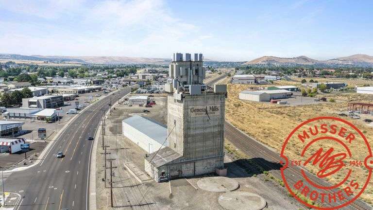 Kennewick Landmark Property