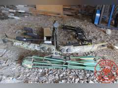 2-Hunting Bows + Target, Viper Crossbow w/ arrows, Vortex Lite Compound Bow