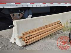 (5) Concrete Barriers