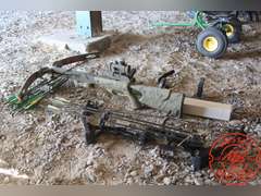 2-Hunting Bows + Target, Viper Crossbow w/ arrows, Vortex Lite Compound Bow
