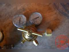 (2) Victor Torch Gauges