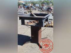 Steel Pallet Straightener