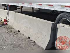 (5) Concrete Barriers