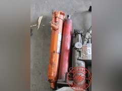 (2) Long Hyd Bottle Jacks, Power Claw RR Jack