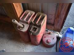 Assorted Plastic/Metal Gas Cans