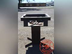 Steel Pallet Straightener