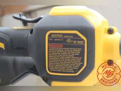 DeWalt 60v String Trimmer DCST972 (No Battery)