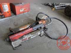 (2) Hyd Porta Power Hand Pumps